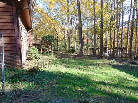 105 Raindrop Cir, Durham, NC 27712 photo 9