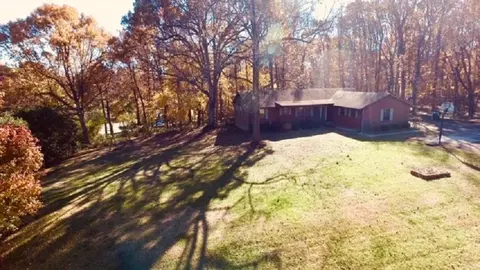 105 Raindrop Cir, Durham, NC 27712 photo 1