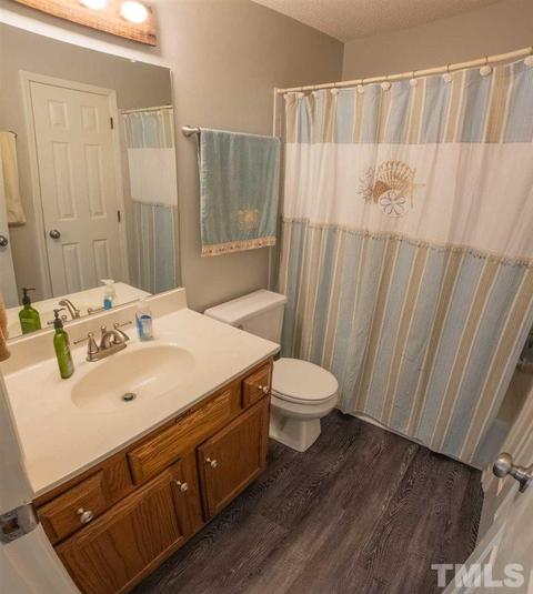 5012 Rolling Meadows Dr, Durham, NC 27703 photo 17