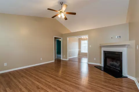 92 Buckingham Ct, Smithfield, NC 27577 photo 3