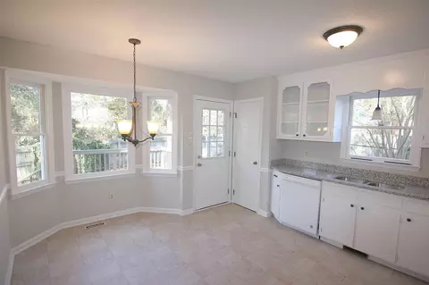 3625 Castlegate Dr, Raleigh, NC 27616 photo 4