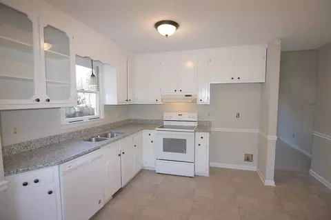 3625 Castlegate Dr, Raleigh, NC 27616 photo 6