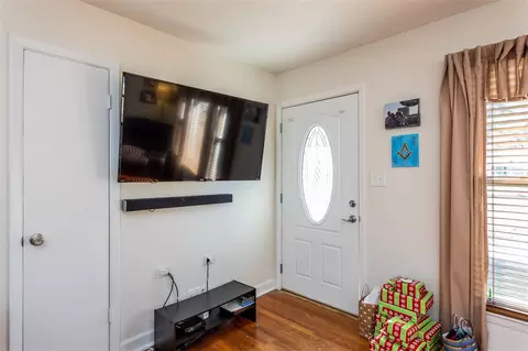 107 E Heath Ave, Smithfield, NC 27577 photo 5