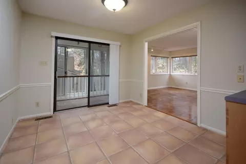 10 Glenmore Dr, Durham, NC 27707 photo 7