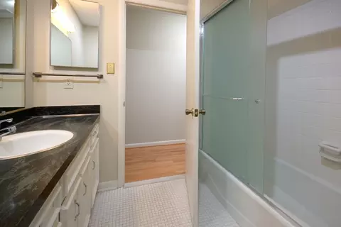 10 Glenmore Dr, Durham, NC 27707 photo 21