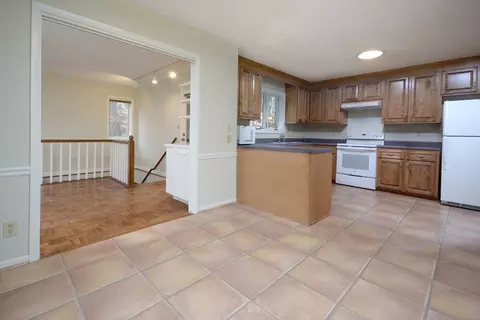 10 Glenmore Dr, Durham, NC 27707 photo 12