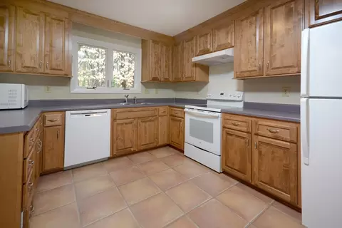 10 Glenmore Dr, Durham, NC 27707 photo 8