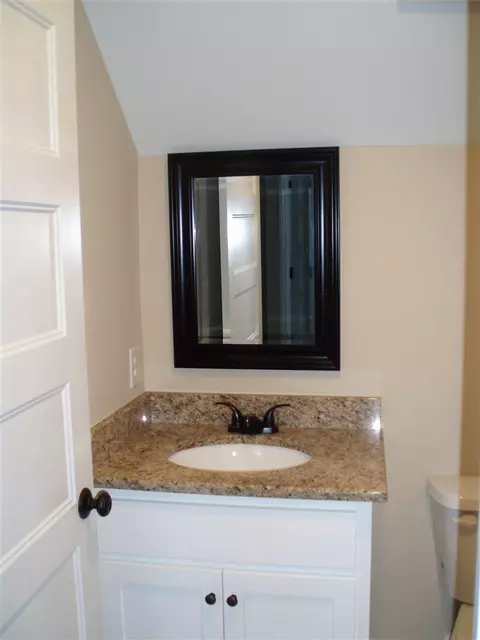 859 W Main St, Benson, NC 27504 photo 18