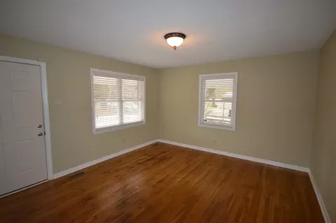 115 Mickey Cir, Durham, NC 27712 photo 6