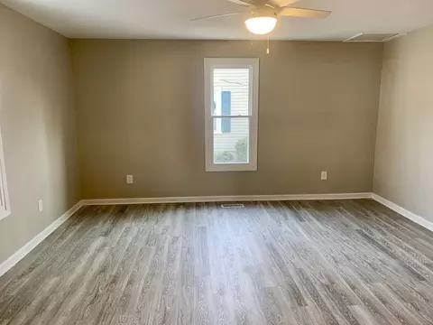 321 W Parrish Dr, Benson, NC 27504 photo 8
