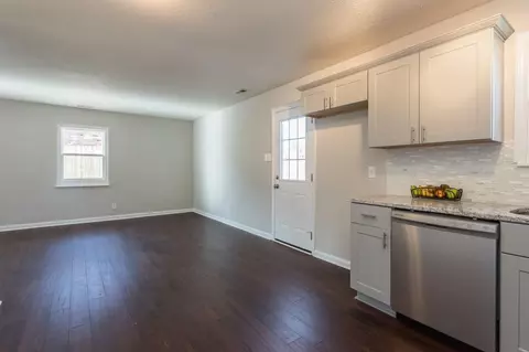 2218 Emerson Pl, Durham, NC 27707 photo 10