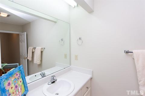 4107 Beechnut Ln, Durham, NC 27707 photo 8