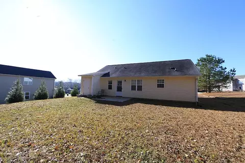 153 Gray Ghost St, Benson, NC 27504 photo 12