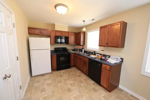 153 Gray Ghost St, Benson, NC 27504 photo 4