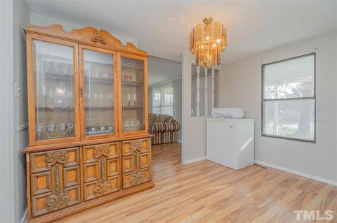 2413 Skyline Dr, Garner, NC 27529 photo 8