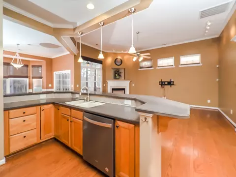 605 Lyon Tree Ln, Durham, NC 27713 photo 9