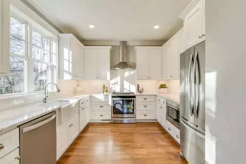 110 E Lavender Ave, Durham, NC 27704 photo 8