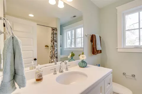 110 E Lavender Ave, Durham, NC 27704 photo 15