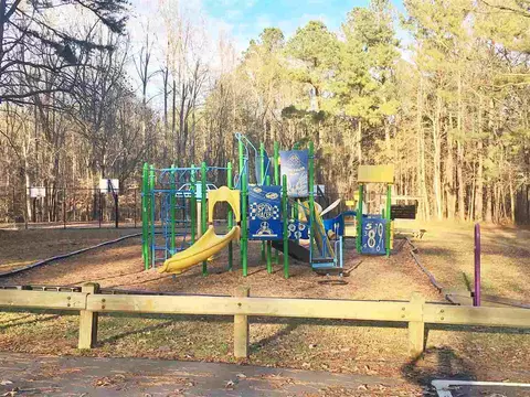 3323 Hinson Dr, Durham, NC 27704 photo 6