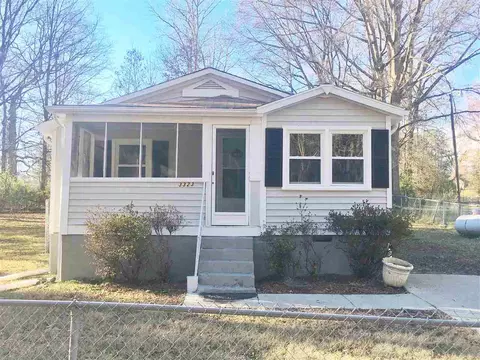 3323 Hinson Dr, Durham, NC 27704 photo 1