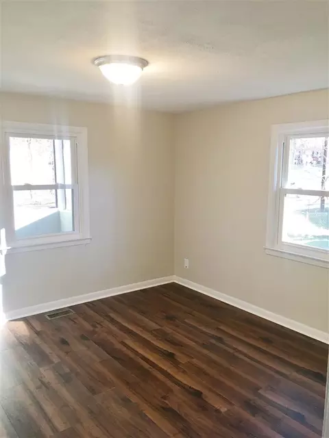 3323 Hinson Dr, Durham, NC 27704 photo 15