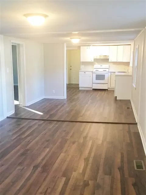 3323 Hinson Dr, Durham, NC 27704 photo 10