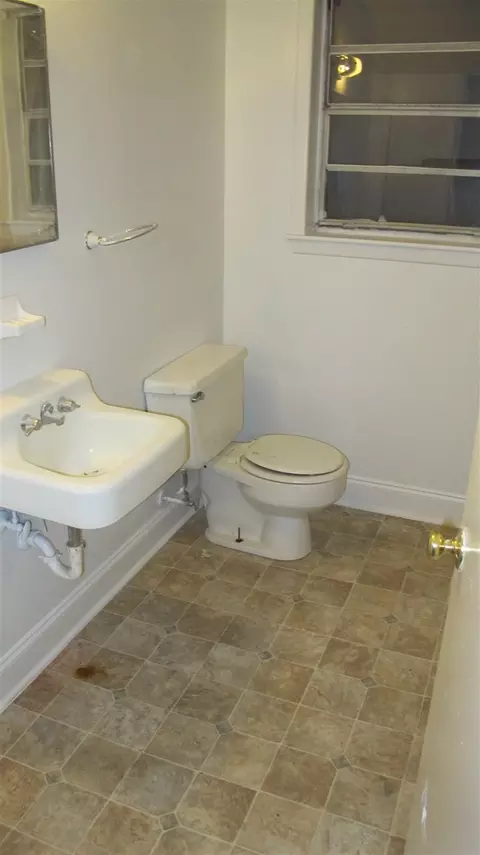 109 Bennett Ct, Durham, NC 27701 photo 9