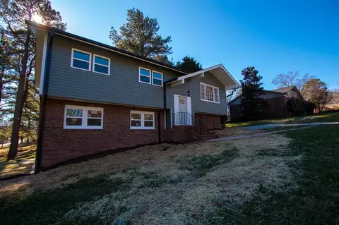 1701 Stacy Dr, Durham, NC 27712 photo 1
