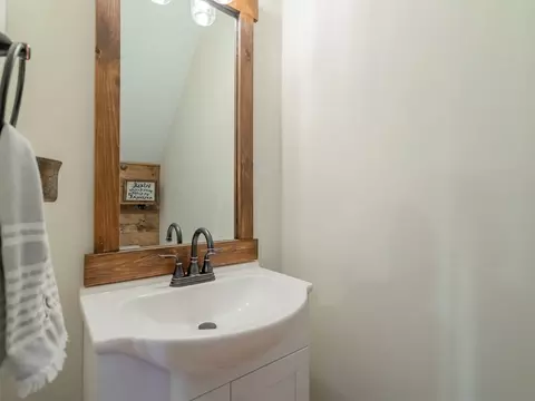 7855 Silverthread Ln, Raleigh, NC 27617 photo 6