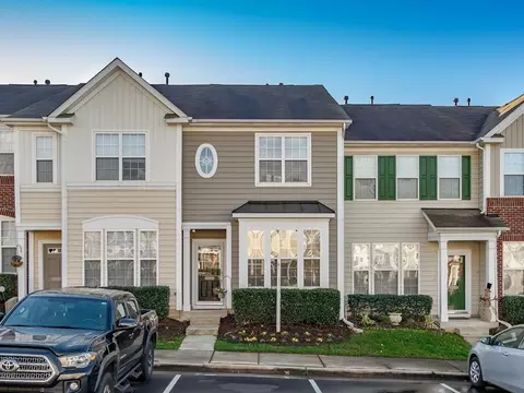 7855 Silverthread Ln, Raleigh, NC 27617 photo 1