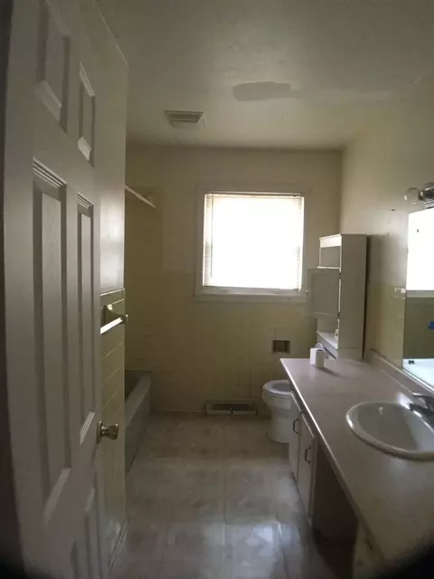 708 Carver St, Durham, NC 27704 photo 8