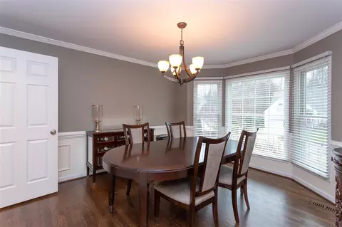 1305 Apache Ln, Apex, NC 27502 photo 2