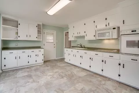 3621 Hermine St, Durham, NC 27705 photo 4
