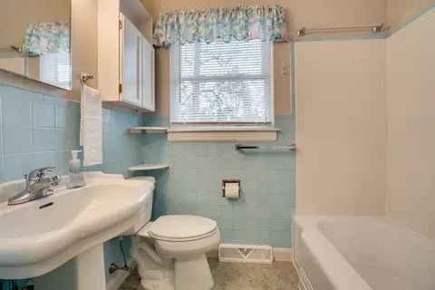 3621 Hermine St, Durham, NC 27705 photo 8