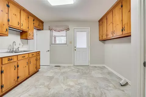 3621 Hermine St, Durham, NC 27705 photo 10