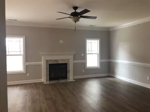 212 Crescent Dr, Dunn, NC 28334 photo 3