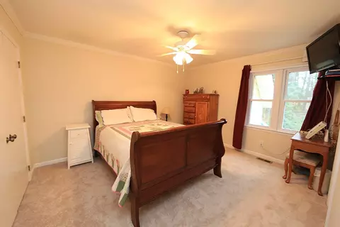 101 Halstead Cir, Garner, NC 27529 photo 7