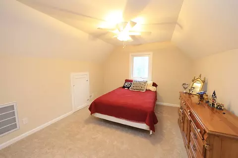 101 Halstead Cir, Garner, NC 27529 photo 9