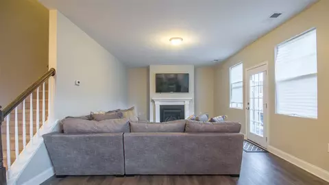 203 Peninsula Ct, Durham, NC 27703 photo 17