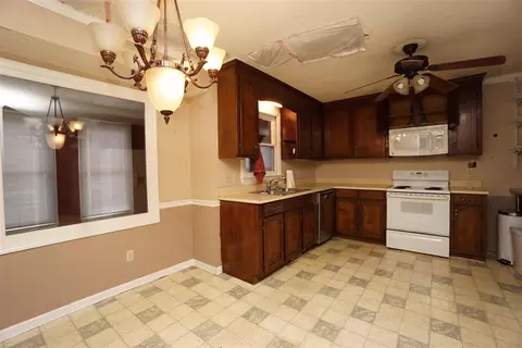 181 Ormond, Selma, NC 27576 photo 4