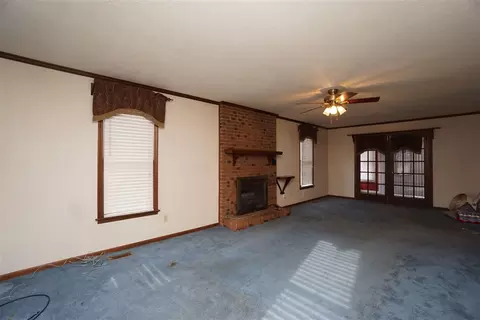 181 Ormond, Selma, NC 27576 photo 2