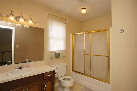 181 Ormond, Selma, NC 27576 photo 14