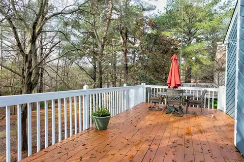 105 Cameron Ct, Cary, NC 27511 photo 18