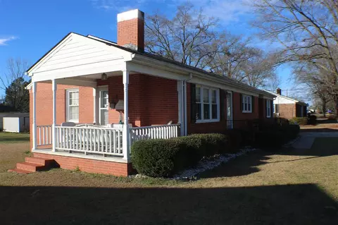 701 Fairground Rd, Dunn, NC 28334 photo 2