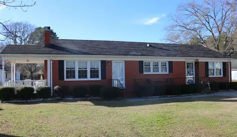 701 Fairground Rd, Dunn, NC 28334 photo 1