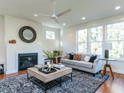 322 Gray Ave, Durham, NC 27701 photo 2