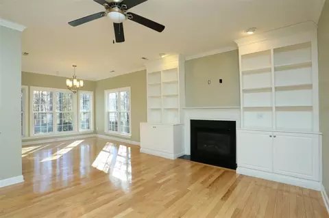 210 Lakeshore Dr, Durham, NC 27713 photo 8