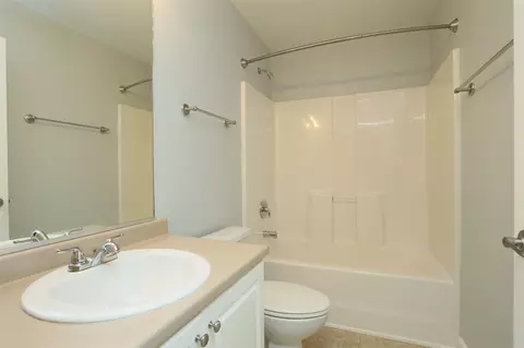 210 Lakeshore Dr, Durham, NC 27713 photo 11