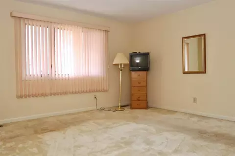 2045 Crescent Dr, Graham, NC 27253 photo 14