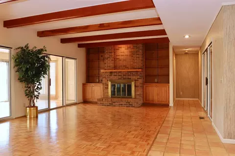 2045 Crescent Dr, Graham, NC 27253 photo 4